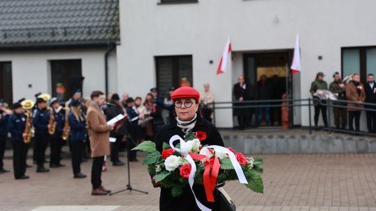 Zdjęcia z uroczystości 11 listopada w Raciążu