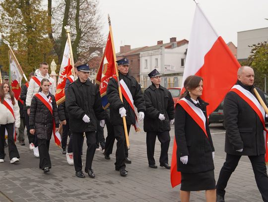 Zdjęcia z uroczystości 11 listopada w Raciążu