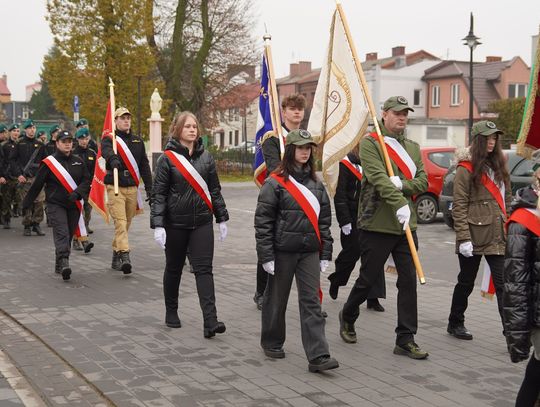Zdjęcia z uroczystości 11 listopada w Raciążu
