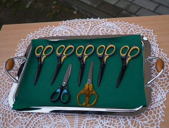 Przecięcie wstęgi z okazji uruchomienia gazociągu w Gąsocinie