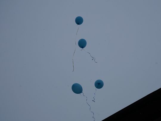 Przecięcie wstęgi z okazji uruchomienia gazociągu w Gąsocinie