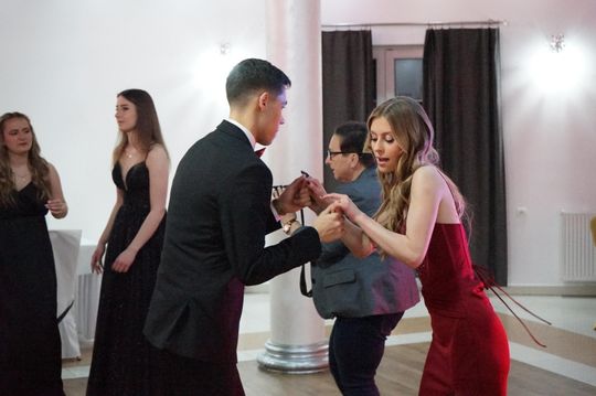 Studniówka 2026. Klasa mundurowa LO C-NB Fenix w Ciechanowie