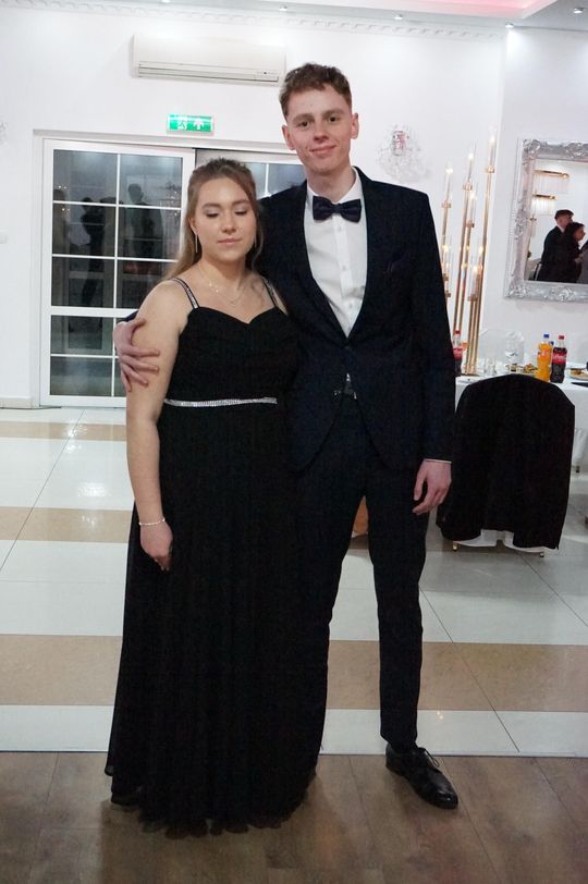 Studniówka 2026. Klasa mundurowa LO C-NB Fenix w Ciechanowie