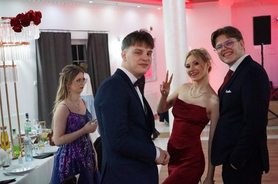 Studniówka 2026. Klasa mundurowa LO C-NB Fenix w Ciechanowie