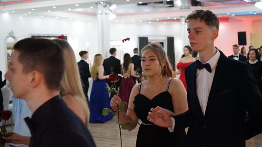 Studniówka 2026. Klasa mundurowa LO C-NB Fenix w Ciechanowie