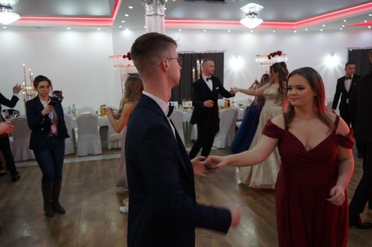 Studniówka 2026. Klasa mundurowa LO C-NB Fenix w Ciechanowie