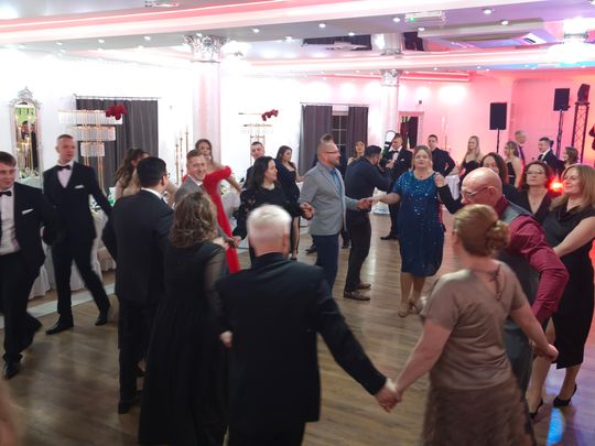 Studniówka 2026. Klasa mundurowa LO C-NB Fenix w Ciechanowie