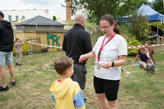 Piknik rodzinny za halą MOSiR w Ciechanowie