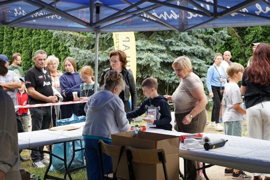 Piknik rodzinny za halą MOSiR w Ciechanowie