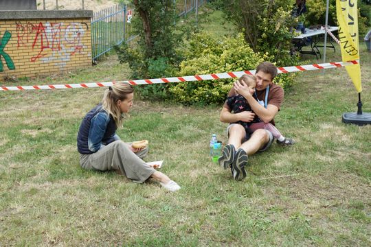 Piknik rodzinny za halą MOSiR w Ciechanowie