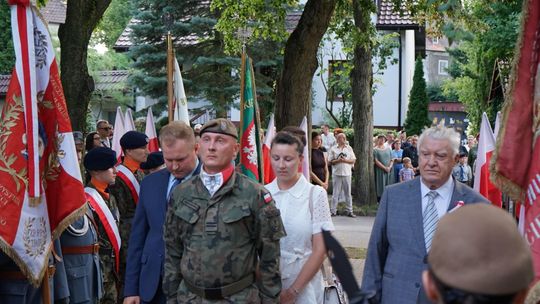 Uczestnicy obchodów 82. rocznicy Powstania Warszawskiego w Ciechanowie