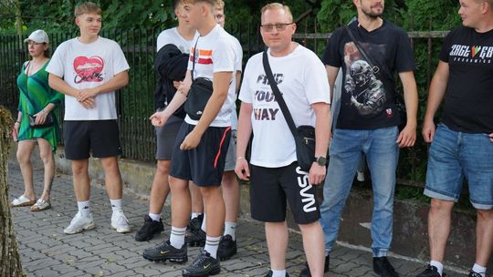 Uczestnicy obchodów 82. rocznicy Powstania Warszawskiego w Ciechanowie