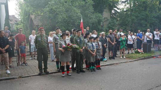 Uczestnicy obchodów 82. rocznicy Powstania Warszawskiego w Ciechanowie