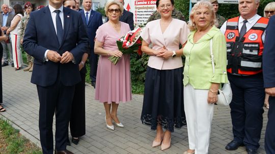 Uczestnicy obchodów 82. rocznicy Powstania Warszawskiego w Ciechanowie