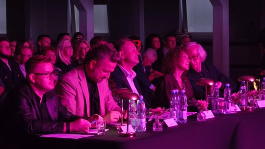 Finał III Ogólnopolskiego Festiwalu Piosenki Hity Inaczej w Ciechanowie, 10 października 2026.